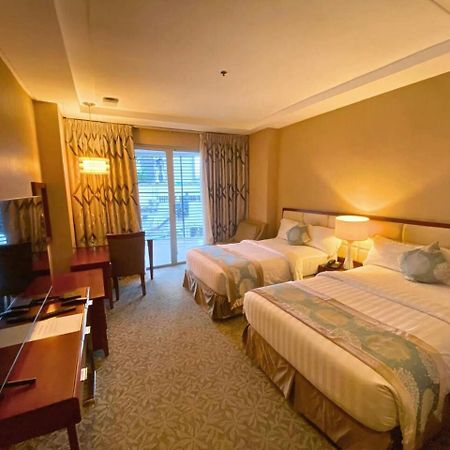 The Avenue Plaza Hotel Naga  Eksteriør bilde